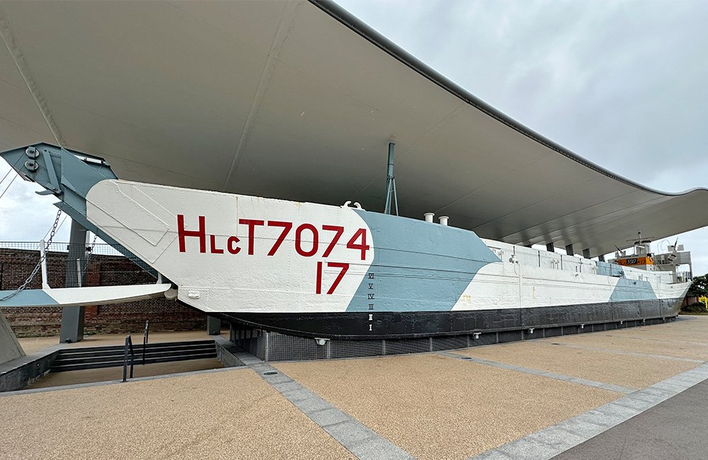 Last surviving LCT from D-DAY in Portsmouth - theddaystory.com Last surviving LCT from D-DAY in Portsmouth - theddaystory.com