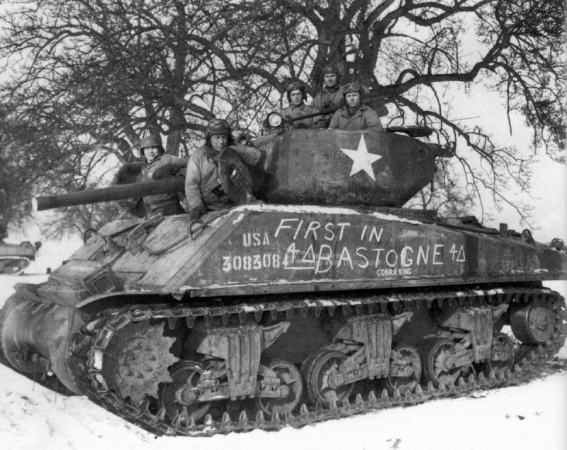 What type of Sherman tank was Cobra King, the first U.S. tank in Patton’s Third Army to reach Bastogne during the Battle of the Bulge?