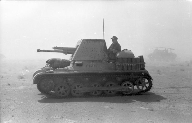 Can you identify this World War II-era German tank destroyer?