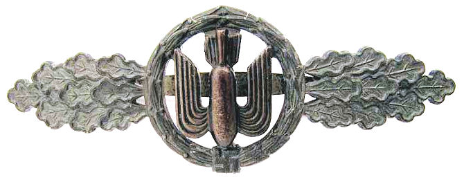 Do you know which nation offered this clasp, depicting a bomb stylized as a bird, to bomber crews after a certain number of missions?