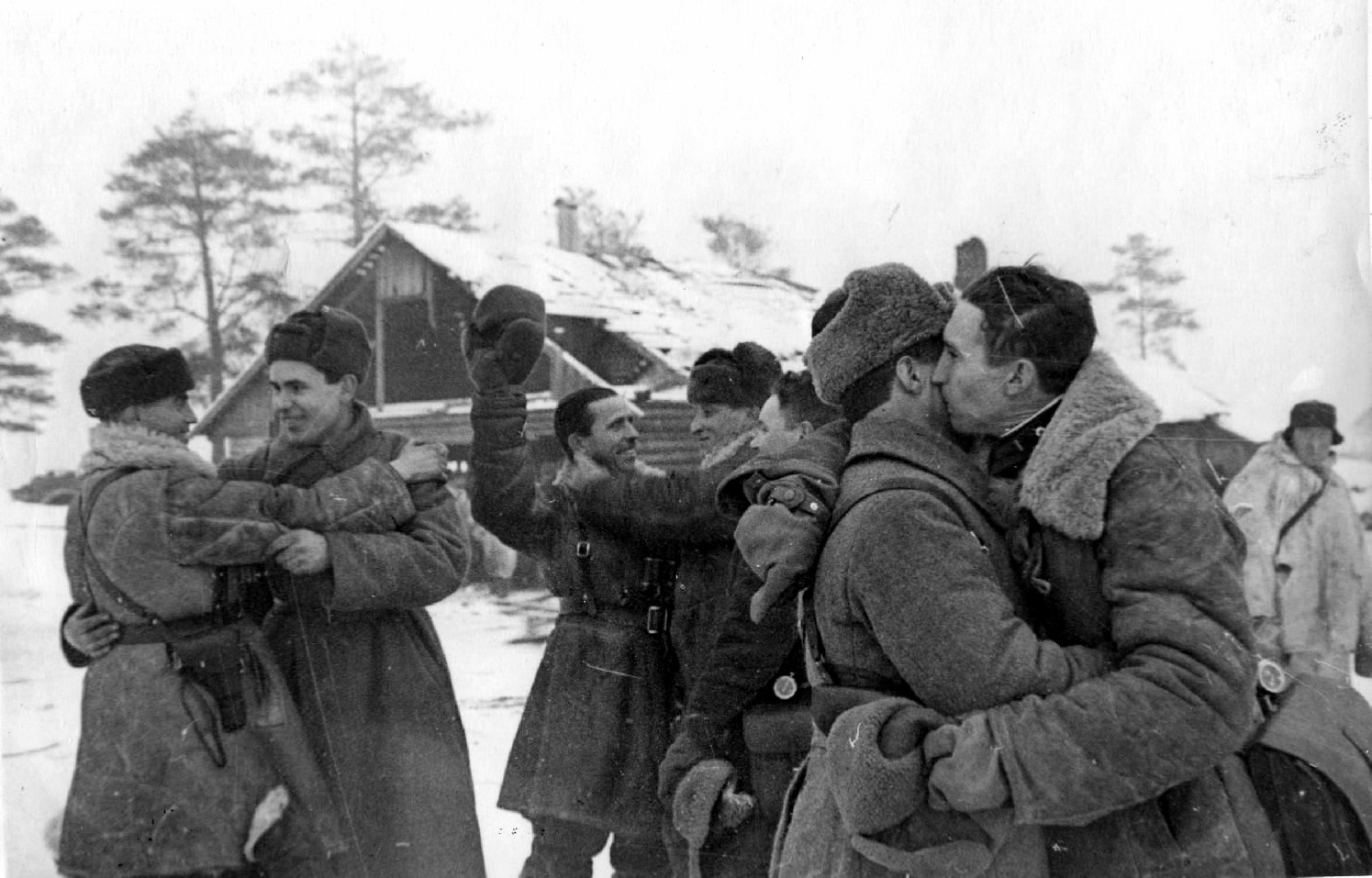 What was the operation name of the Soviet counteroffensive that loosened the German siege of Leningrad in January 1943?