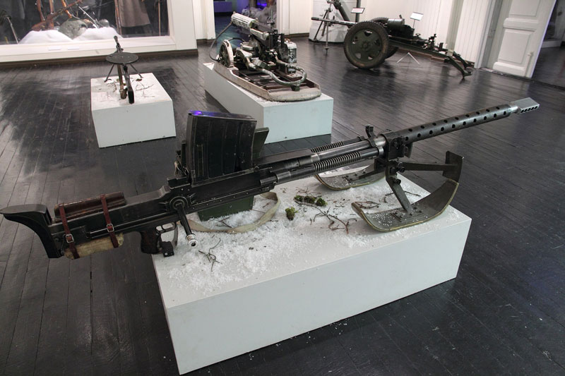 Can you identify this World War II-era anti-tank rifle?