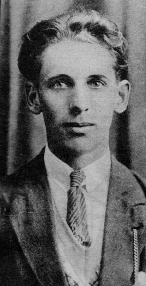 In which part of Britain did the first British civilian victim of World War II die (during a Luftwaffe air raid)?