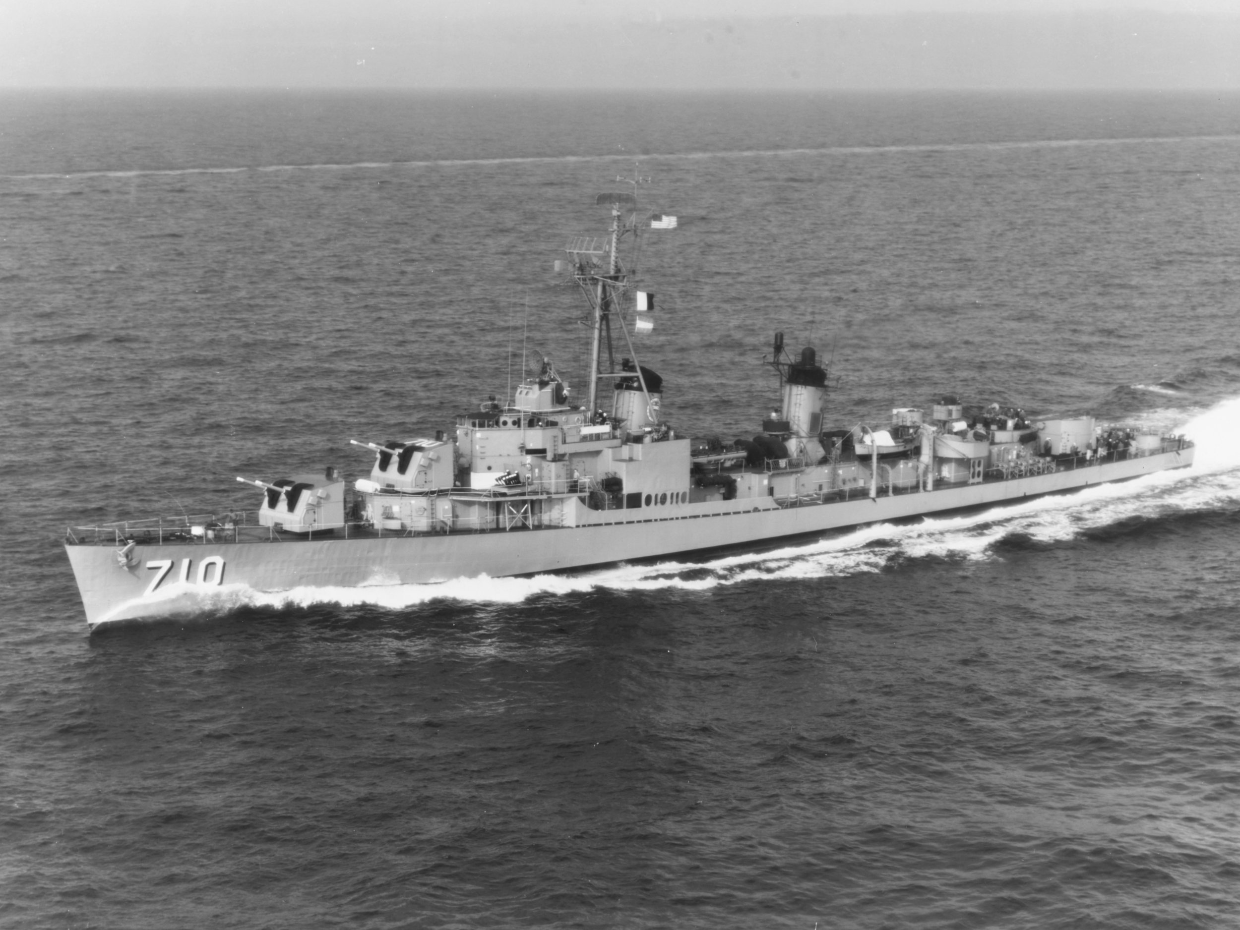 You probably already knew that the Fletcher-class was the most-produced American destroyer class of World War II. But what was the SECOND most-produced class?
